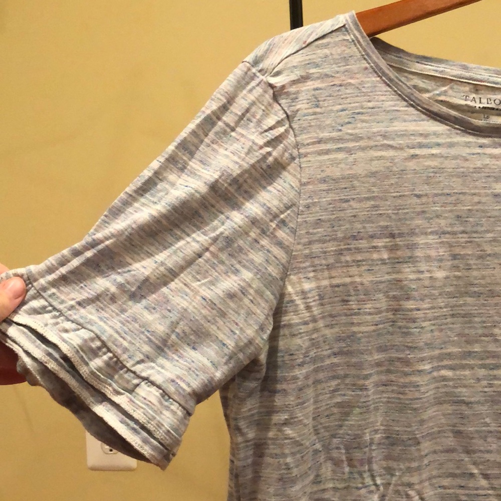 Stripey blue colorful tee w/ ruffled sleeves